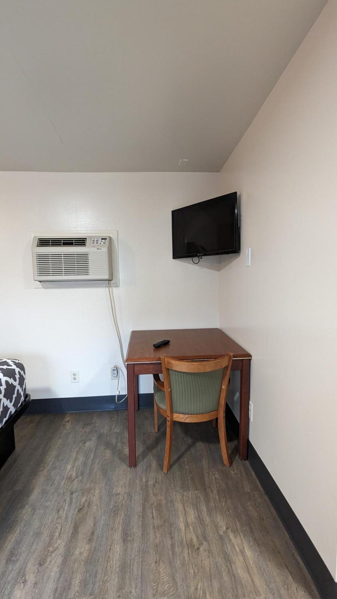 Portland Value Inn Экстерьер фото